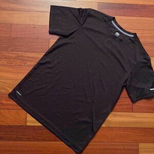 Men's Basic Black tee Size Small dry fit t-shirt tee
